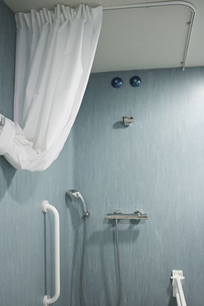 Senior Shower Installation in Crestwood